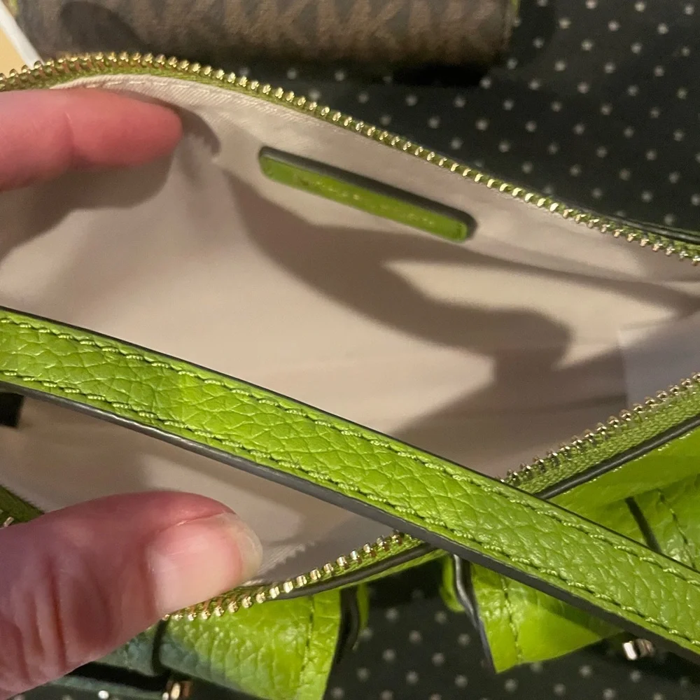 Michael kors Zoe bag/wallet nwot - Picture 3 of 5